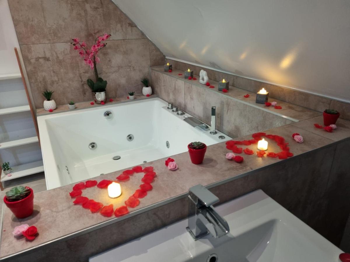 Studio Jacuzzi Au Centre Colmar Exteriér fotografie